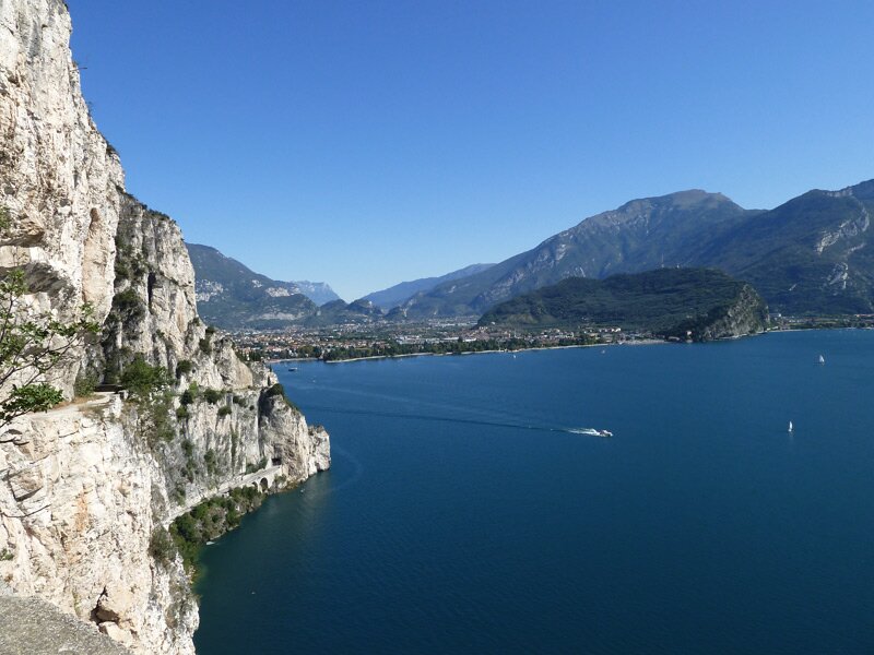 Vista Sul Lago Di Garda