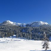 skiarea campiglio passo campo di carlo magno dolomiti di brenta inverno frame