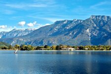 PH COPERTINA vista%sul%lago%da%Calceranica%al%lago dietro%Forte%Cima%Vezzena% %Pizzo%di%Levico%e%Cima%Mandriolo