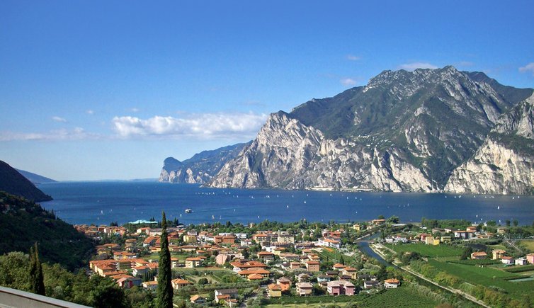 torbole panorama e lago di garda