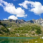 val nambrone lago di cornisello presanella