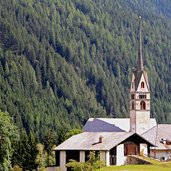 Val di Fassa Pozza di Fassa chiesa