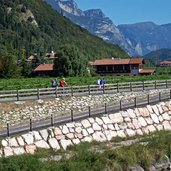 torbole pista ciclabile lungo sarca direzione arco