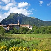 dorsino fraz tavodo con Chiesa di Santa Maria Assunta