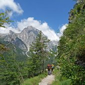 sentiero per rifugio croz altissimo