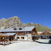 rifugio stoppani passo groste