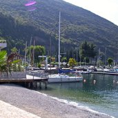 torbole spiaggia porto