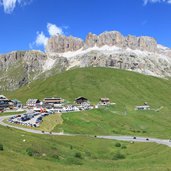 Val di Fassa Passo Pordoi da Canazei parcheggio