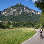 pista ciclabile val di fiemme presso panchia