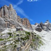 rifugio tuckett e dolomiti di brenta fr