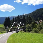 pista ciclabile val di fassa e fiemme presso forno di moena