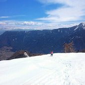 vista da Malga Bolentina Alta su tutta la Val di Sole e il Monte Peller sulla destra