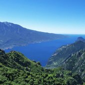 ledro passo vil vista su lago di garda