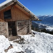 malga cugola val di fiemme inverno