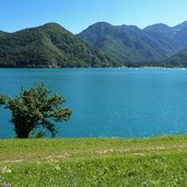 lago di ledro presso molina di ledro