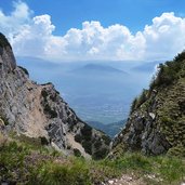 sentiero salita sul monte stivo finestra sulla vallagarina