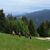 sentiero sentiero gentilini da monte cornetto a passo sommo