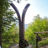 sentiero respiro degli alberi lavarone scultura