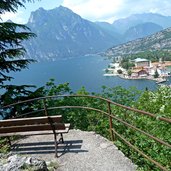 salita per busatte vista torbole garda