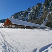 malga valagola val d agola inverno