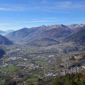 valsugana presso strigno visto da monte lefre