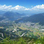 alta valsugana con lago di caldonazzo e levico da cima vezzena