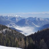 valsugana presso borgo e castel ivano inverno