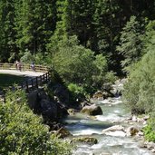 percorso pedo ciclabile presso pozza di fassa