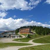 rifugio solander sopra val mastellina e monte spolverino