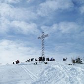 croce vetta monte maggio inverno