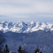 inverno vista sulle dolomiti di brenta da predaia