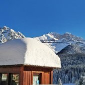 passo campo carlo magno inverno parcheggio