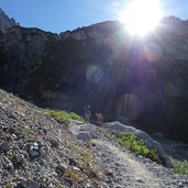 sentiero scala santa per rifugio xii apostoli