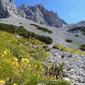 sentiero scala santa per rifugio xii apostoli