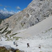 sentiero scala santa per rifugio xii apostoli