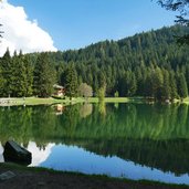 lago dei caprioli di fazzon