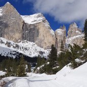 val vajolet inverno presso gardeccia e catinaccio