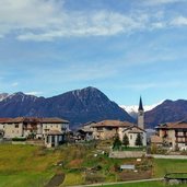 Vista del paesino di Lundo