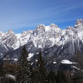 forcella di calaita vista su pale di s martino inverno