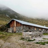 Malga Bordolona di Sopra con bivio