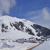 passo brocon vista su pallone della cavallara e col della boia inverno fr