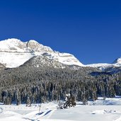 skiarea campiglio passo campo di carlo magno dolomiti di brenta inverno frame