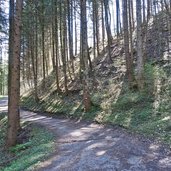 sentiero di san vili strada forestale sclemo gaggi