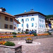 castello di fiemme piazza segantini