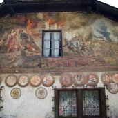 molina di fiemme via cembra murales