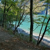 giro del lago di molveno riva est