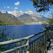 giro del lago di molveno riva est