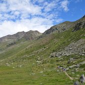 sentiero val venezia per rifugio larcher