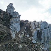 salita sentiero x rifugio torre di pisa latemar