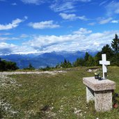 tresner horn corno di tres altare